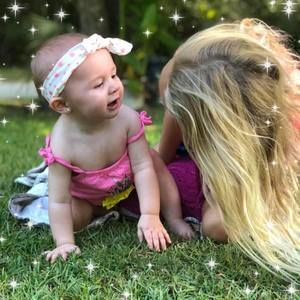 Meet your Posher, Holly